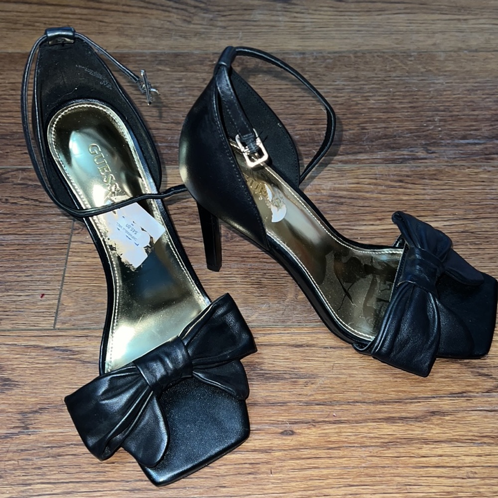 New Worn Black Bow Ankle Strap Guess Heels
